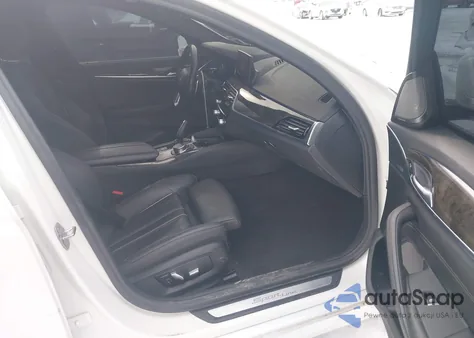 2019 BMW 530I xDrive z USA, uszkodzony, nr VIN WBAJA7C58KWW00456